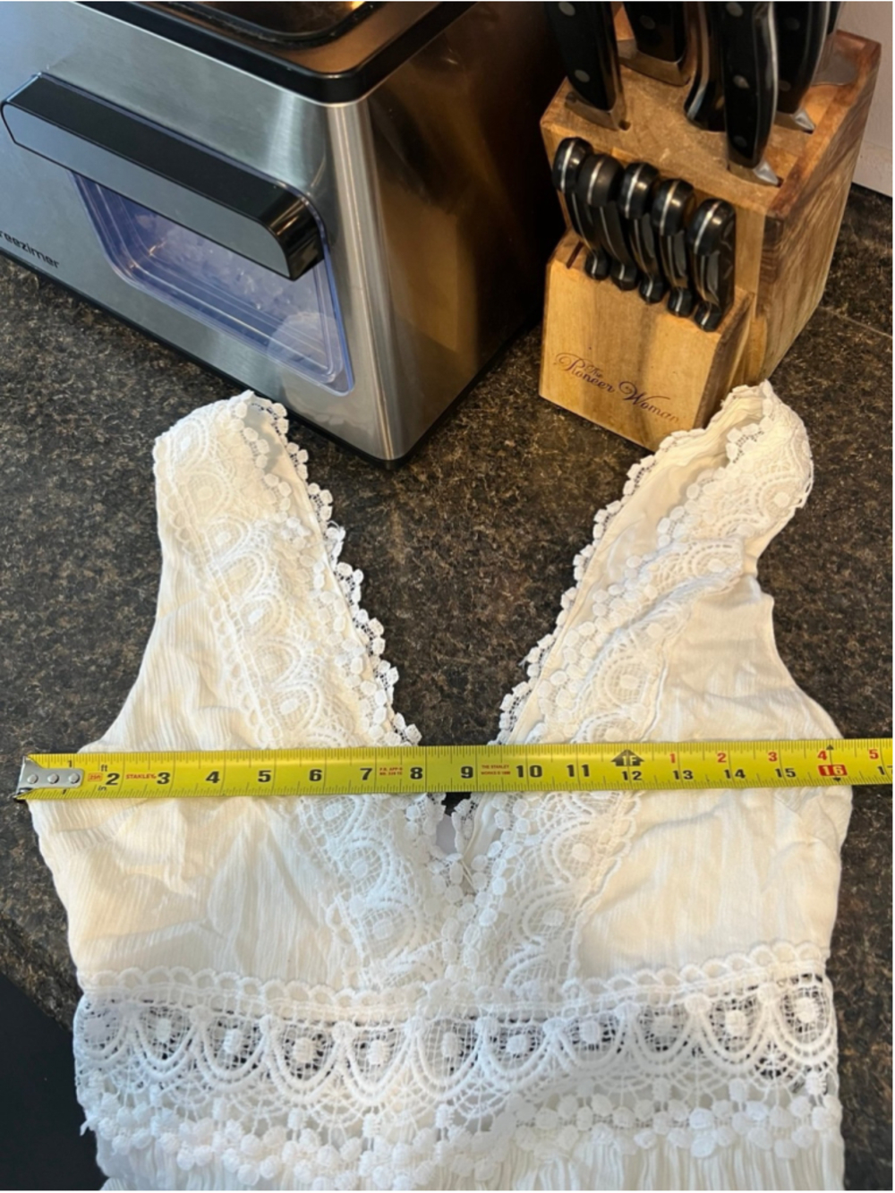 NWT Showpo Thrills and Spills Maxi Dress Size 6 Boho Lace V Neck Gauze White - Picture 7 of 9